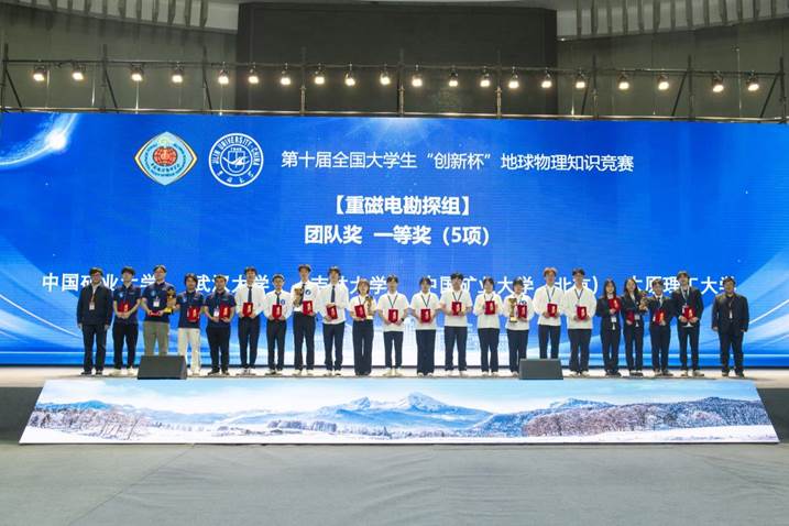 f7b0372f33760509e6935b2733907b7