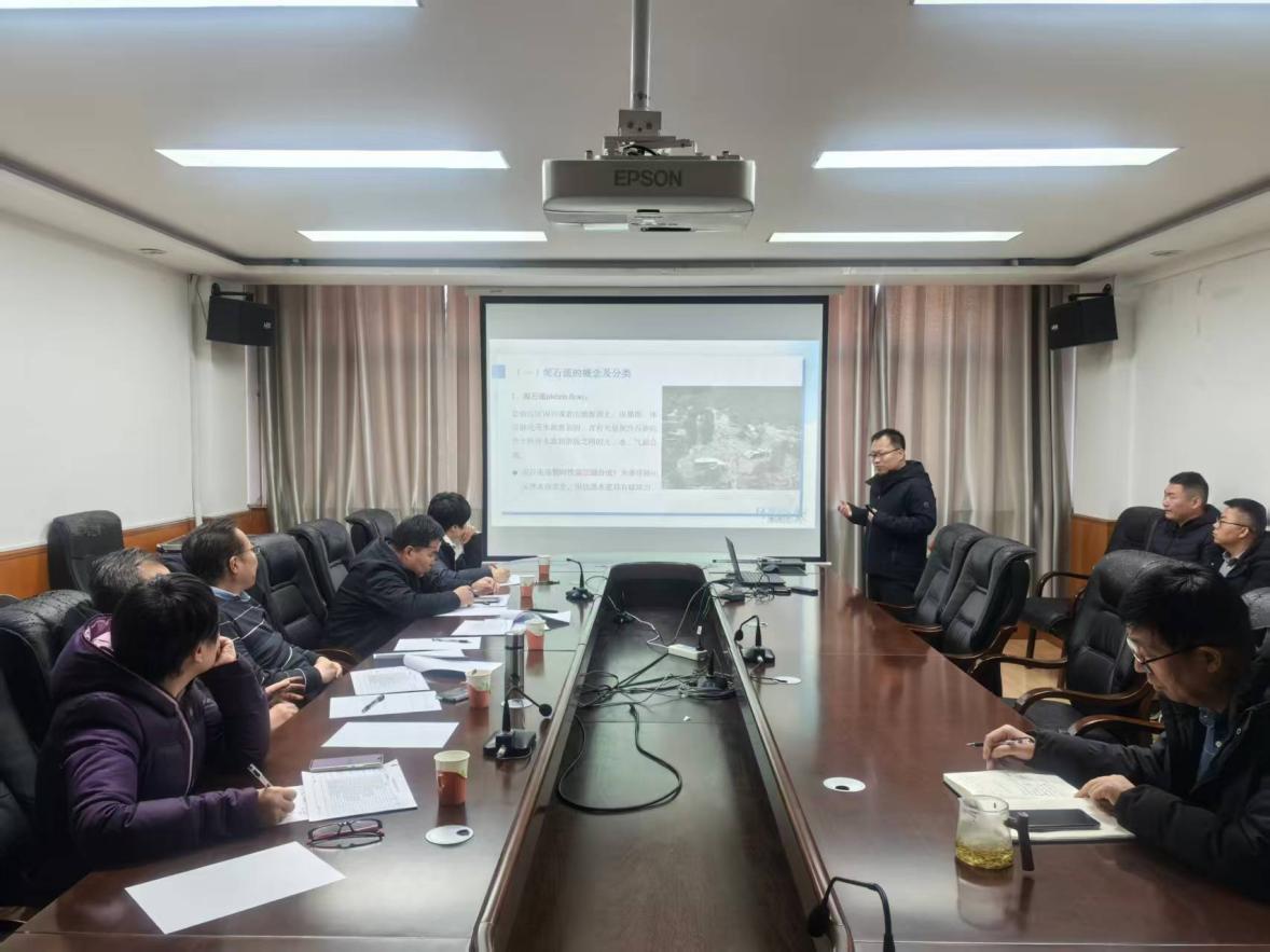 4dd99ec7ffcc524cdd284dfa5cecdbe